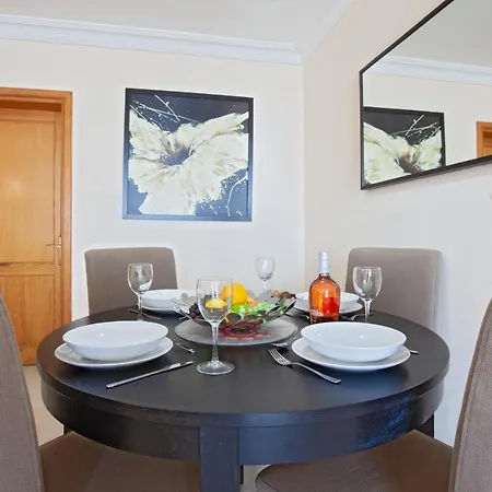 Caleton Blanco, Apartament *